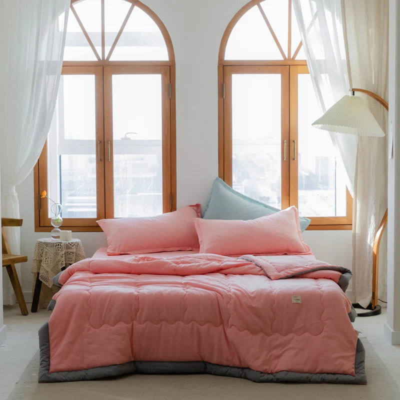 CoolWave – Breathable Cooling Blanket